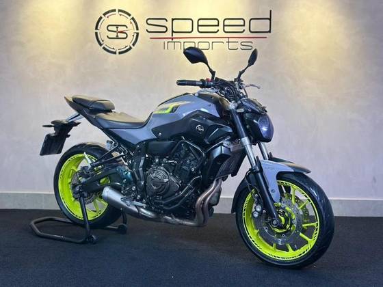 YAMAHA MT-07 ABS YAMAHA MT-07 ABS
